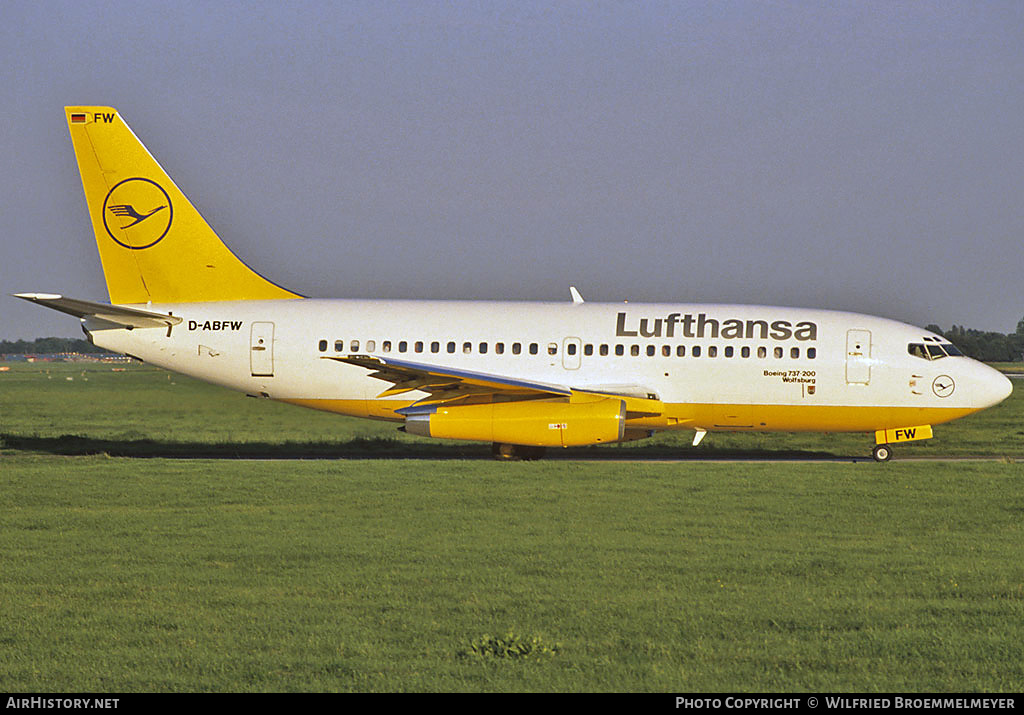 Aircraft Photo of D-ABFW | Boeing 737-230/Adv | Lufthansa | AirHistory.net #513773