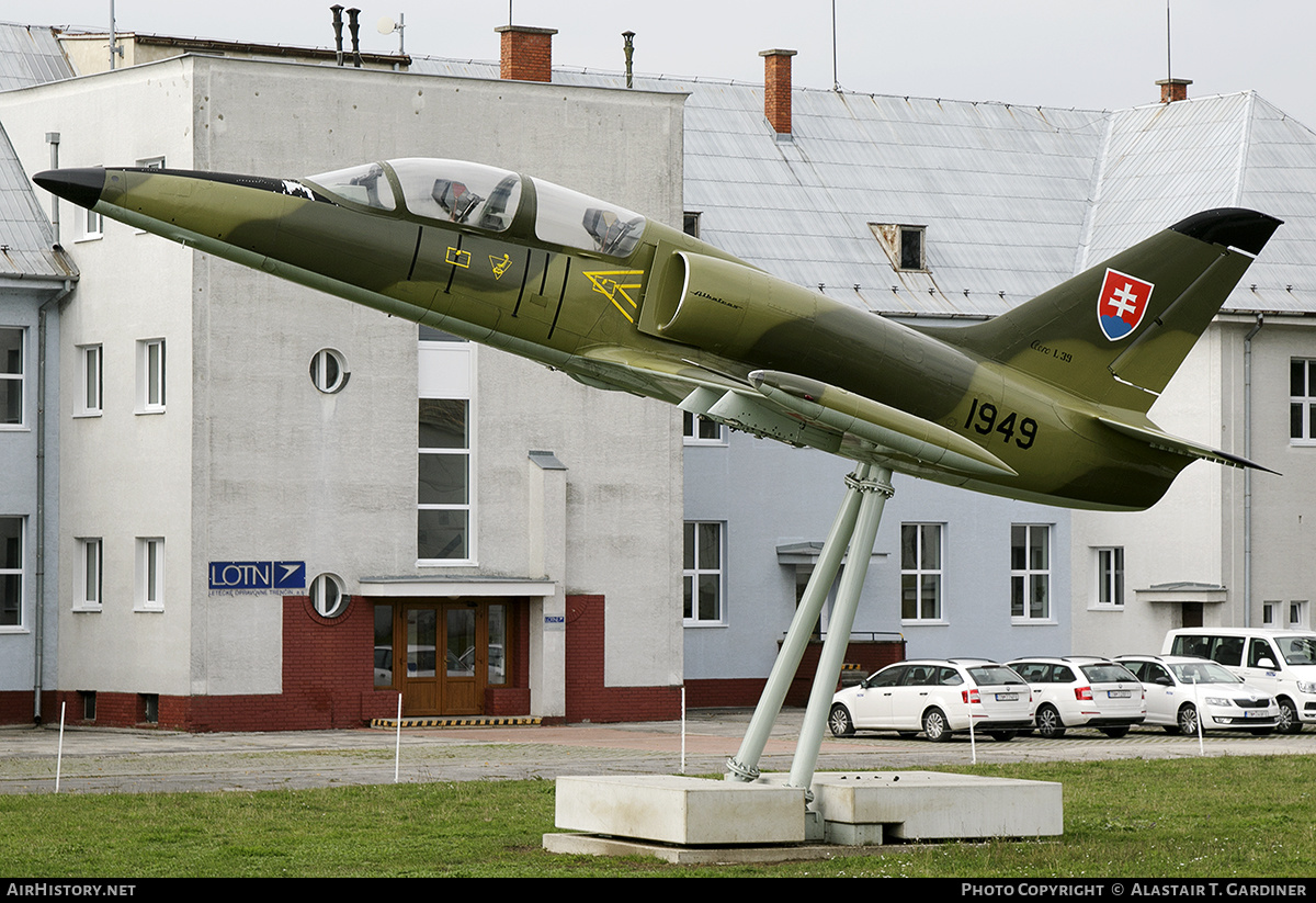 Aircraft Photo of 1949 | Aero L-39 Albatros | Slovakia - Air Force | AirHistory.net #513787