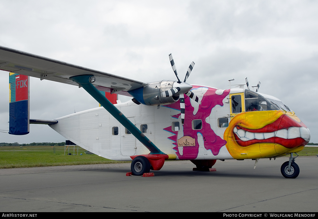 Aircraft Photo of OE-FDK | Short SC.7 Skyliner 3A-100 | Pink Aviation Services | AirHistory.net #513825