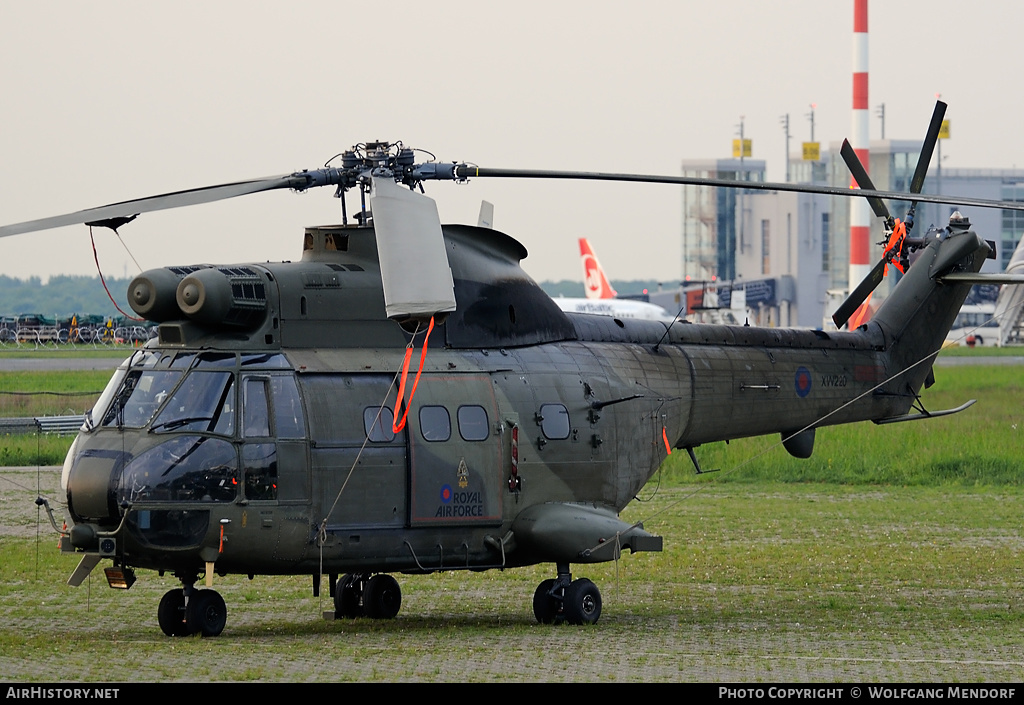 Aircraft Photo of XW220 | Aerospatiale SA-330E Puma HC1 | UK - Air Force | AirHistory.net #513834