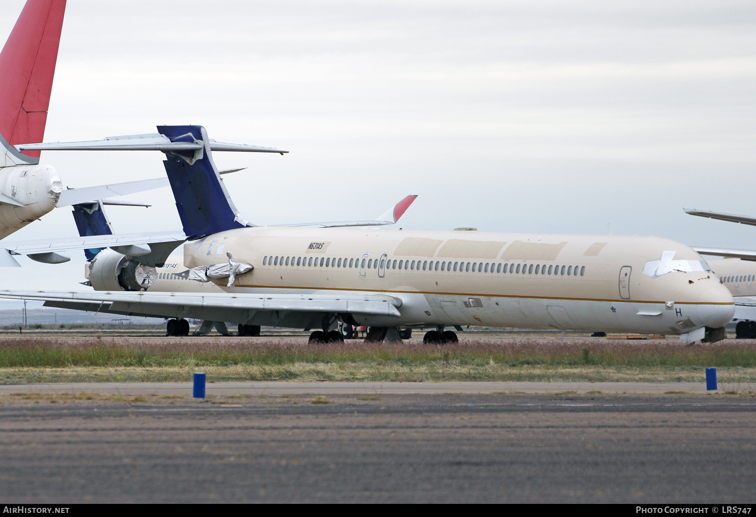Aircraft Photo of N631AS | McDonnell Douglas MD-90-30 | AirHistory.net #513911