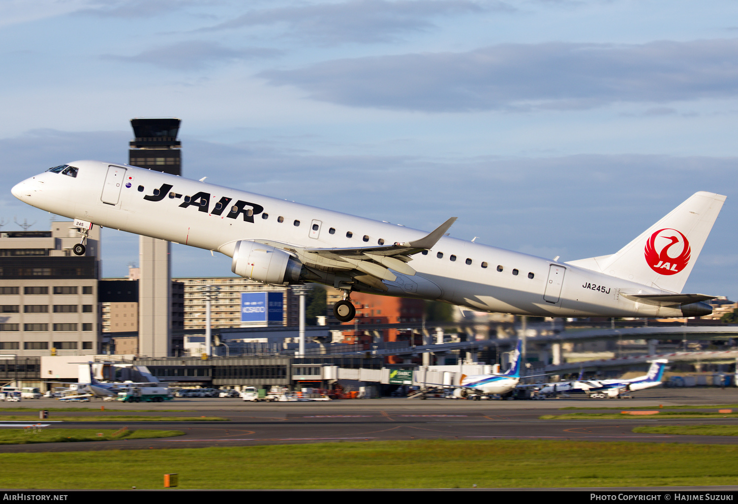 Aircraft Photo of JA245J | Embraer 190STD (ERJ-190-100STD) | J-Air | AirHistory.net #513981