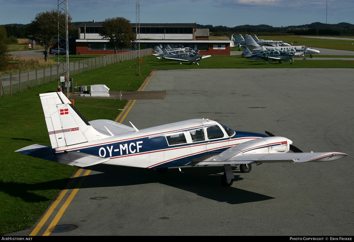 Aircraft Photo of OY-MCF | Piper PA-34-200 Seneca | AirHistory.net #514003