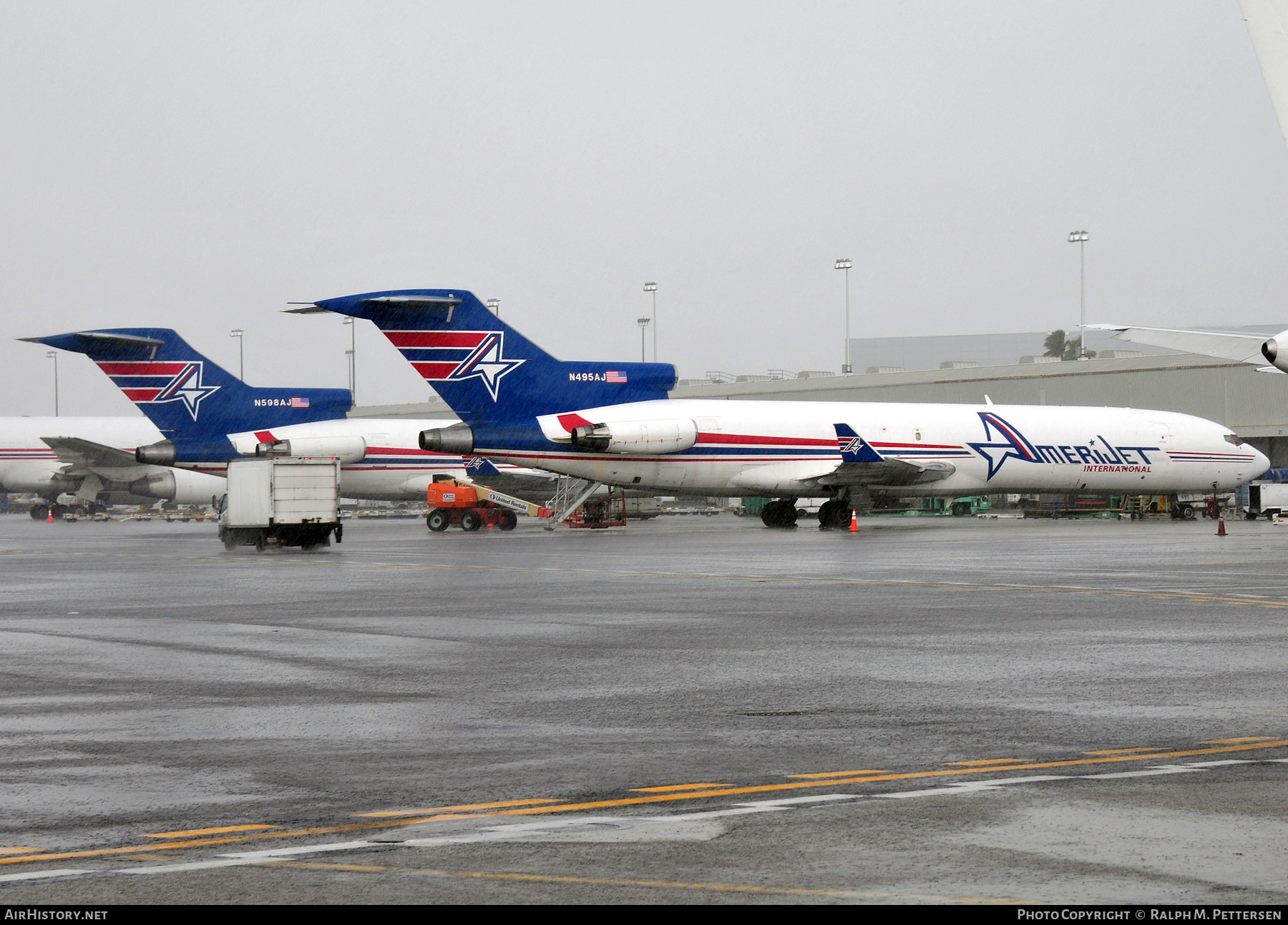 Aircraft Photo of N495AJ | Boeing 727-233/Adv(F) | Amerijet International | AirHistory.net #514038