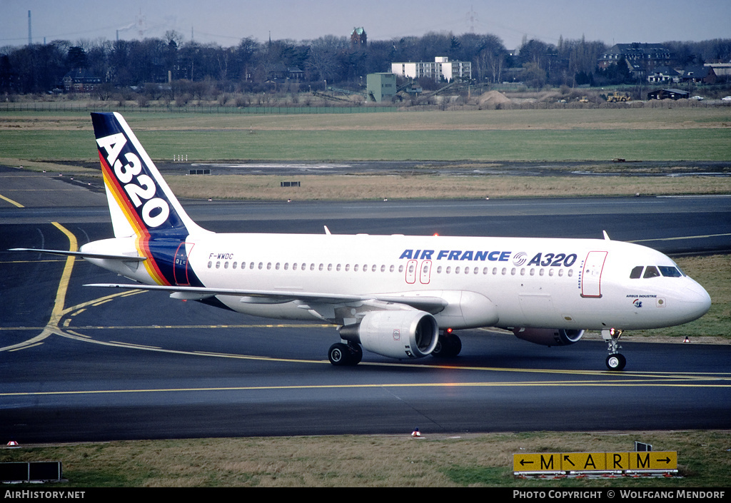 Aircraft Photo of F-WWDC | Airbus A320-111 | Air France | AirHistory.net #514108