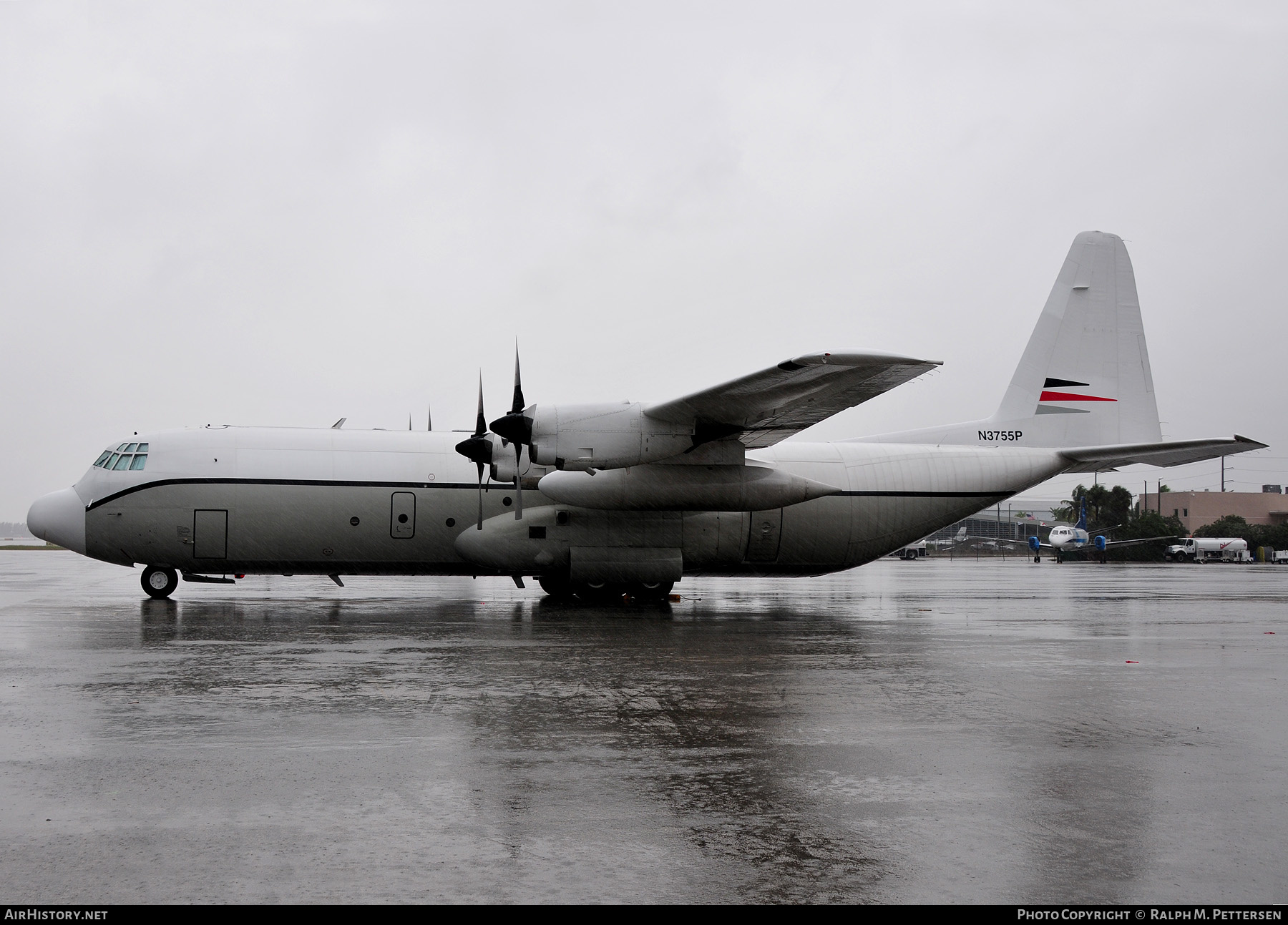 Aircraft Photo of N3755P | Lockheed L-100-30 Hercules (382G) | AirHistory.net #514110