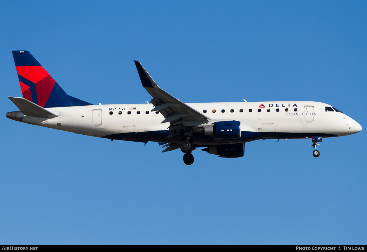 Aircraft Photo of N257SY | Embraer 175LR (ERJ-170-200LR) | Delta Connection | AirHistory.net #514125