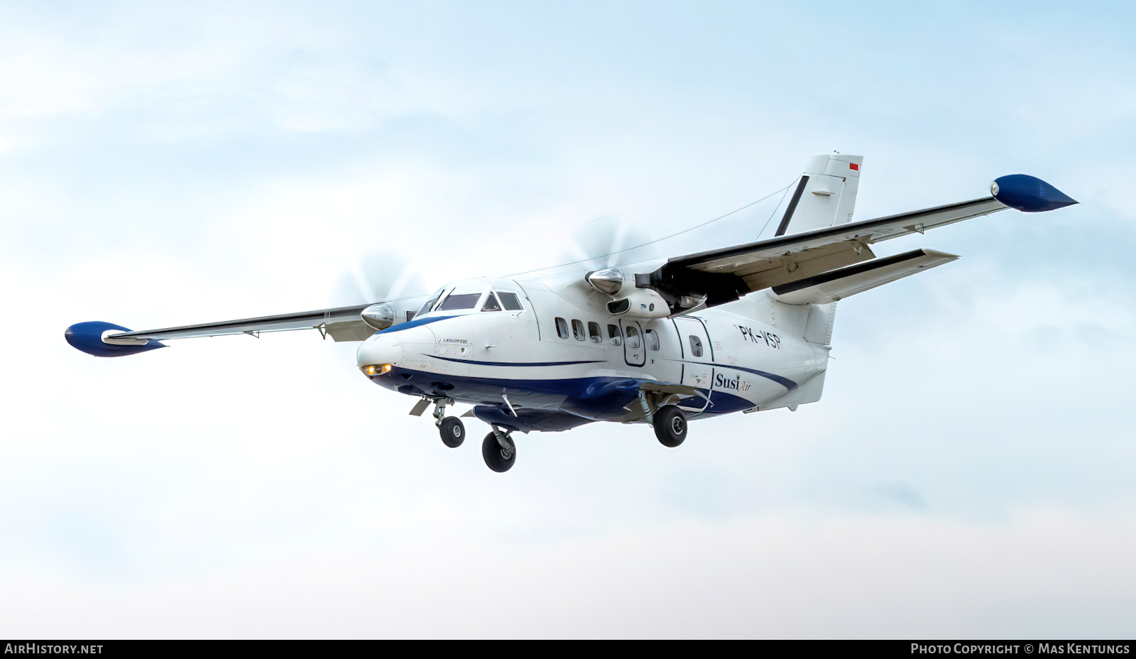 Aircraft Photo of PK-VSP | Let L-410UVP-E20 Turbolet | Susi Air | AirHistory.net #514146