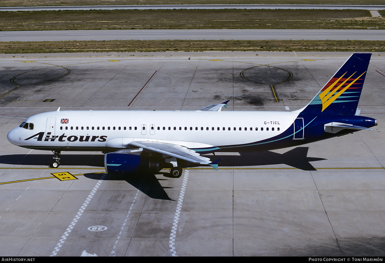 Aircraft Photo of G-TICL | Airbus A320-231 | Airtours International | AirHistory.net #514208