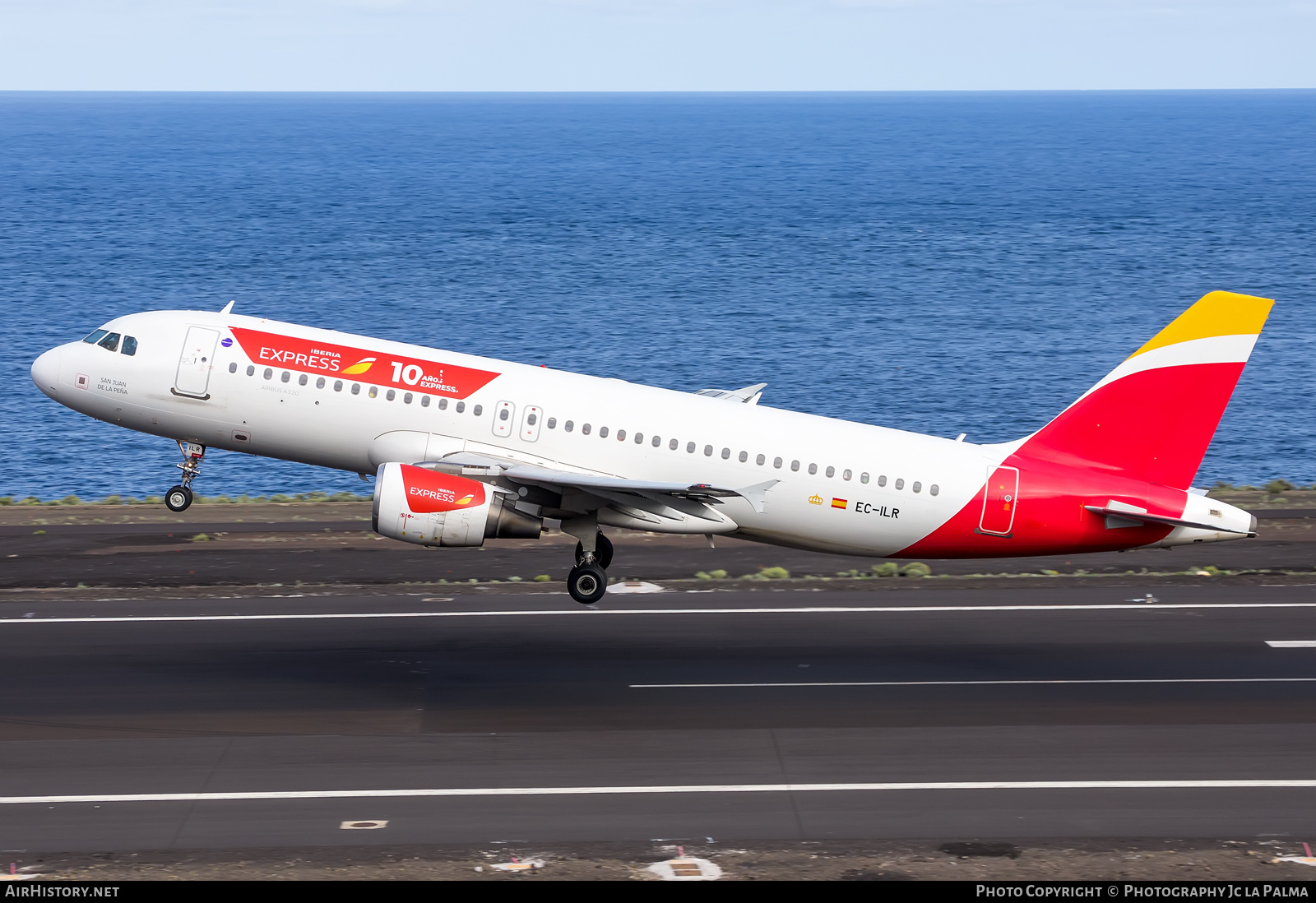 Aircraft Photo of EC-ILR | Airbus A320-214 | Iberia Express | AirHistory.net #514219