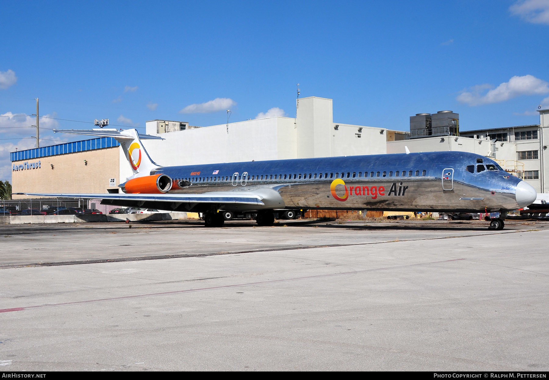 Aircraft Photo of N16545 | McDonnell Douglas MD-82 (DC-9-82) | Orange Air | AirHistory.net #514349