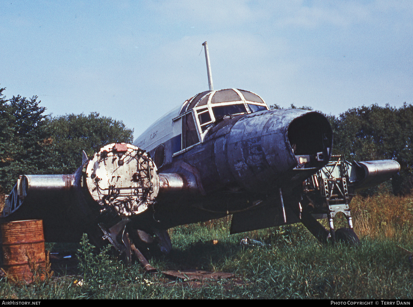 Aircraft Photo of TX211 / G-AVHU | Avro 652A Anson C19/2 | UK - Air Force | AirHistory.net #514378