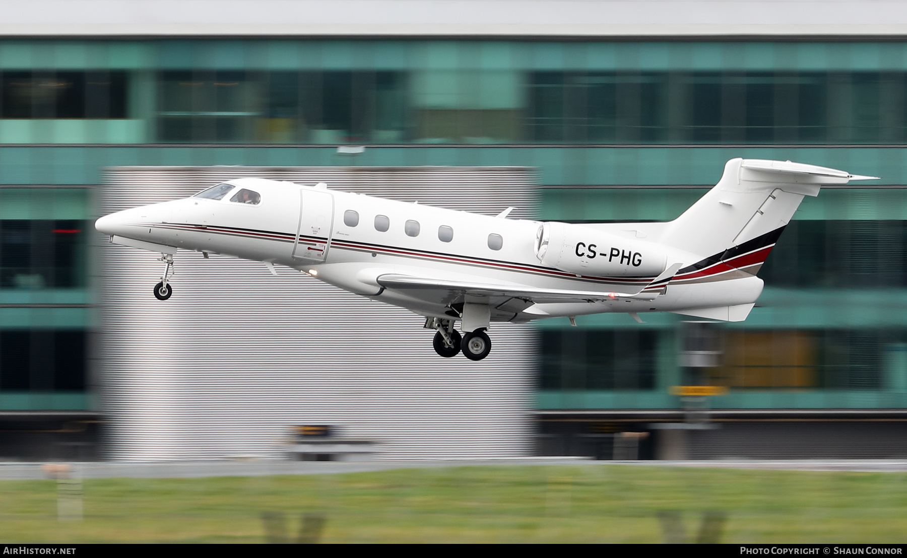 Aircraft Photo of CS-PHG | Embraer EMB-505 Phenom 300 | AirHistory.net #514421