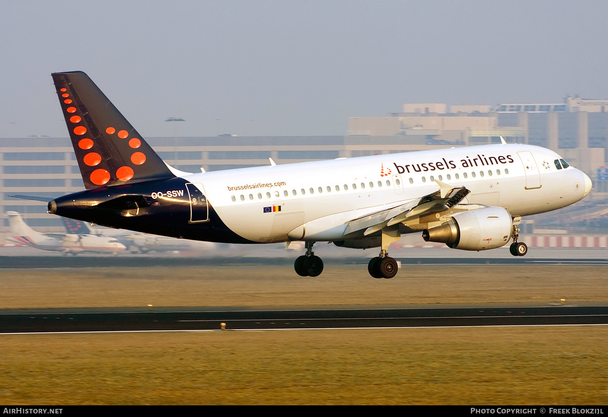 Aircraft Photo of OO-SSW | Airbus A319-111 | Brussels Airlines | AirHistory.net #514542