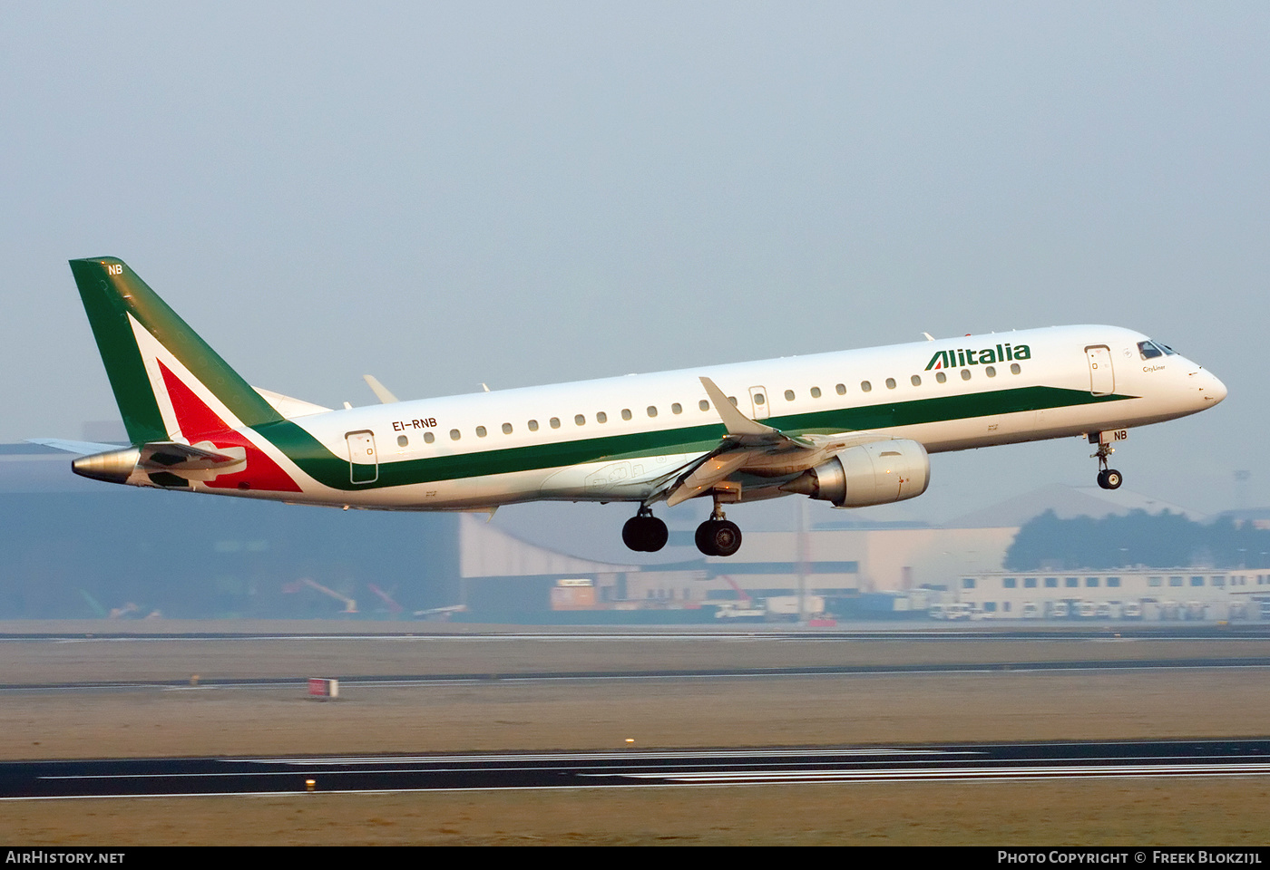 Aircraft Photo of EI-RNB | Embraer 190STD (ERJ-190-100STD) | Alitalia CityLiner | AirHistory.net #514548