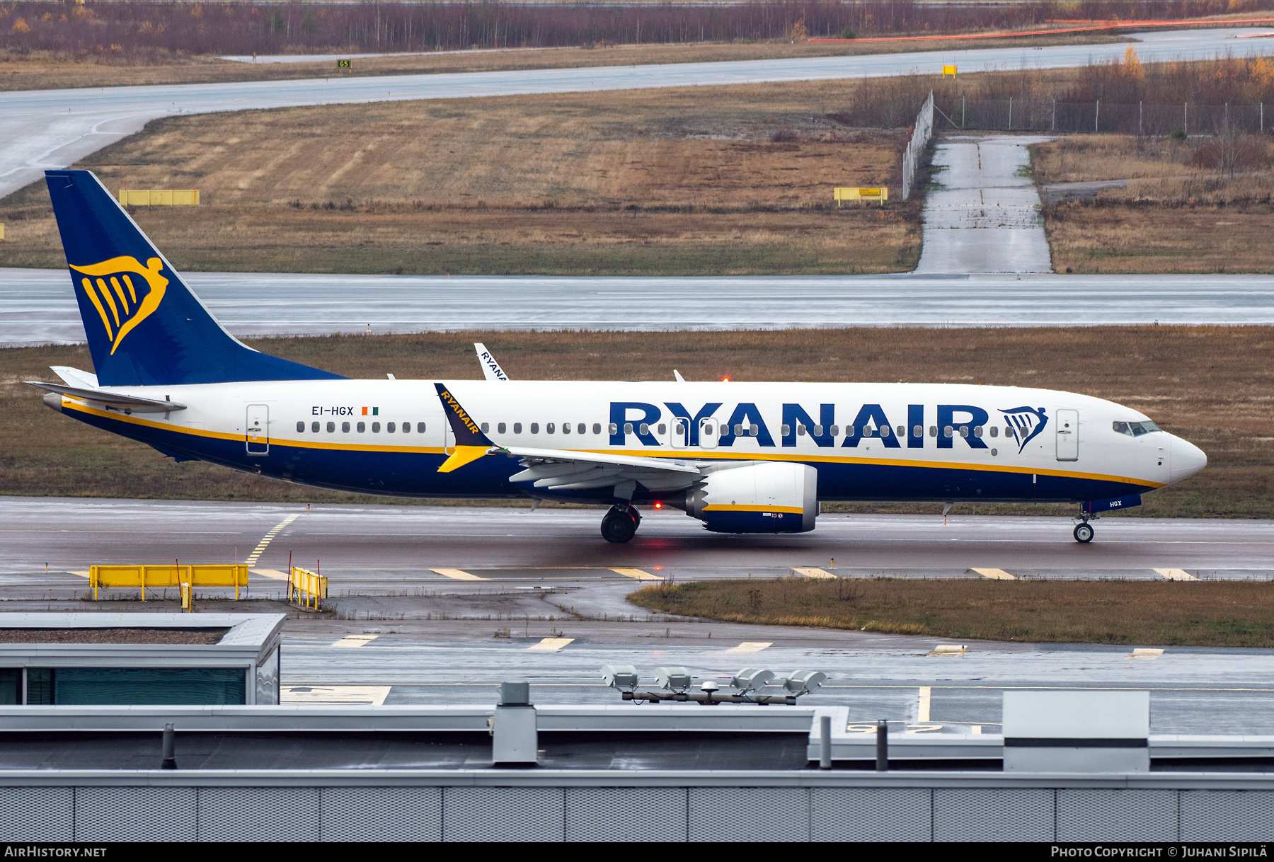 Aircraft Photo of EI-HGX | Boeing 737-8200 Max 200 | Ryanair | AirHistory.net #514606