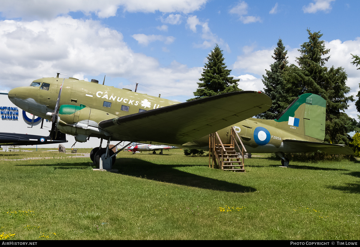 Aircraft Photo of 12963 / FZ658 | Douglas CC-129 Dakota 3N | Canada - Air Force | UK - Air Force | AirHistory.net #514646