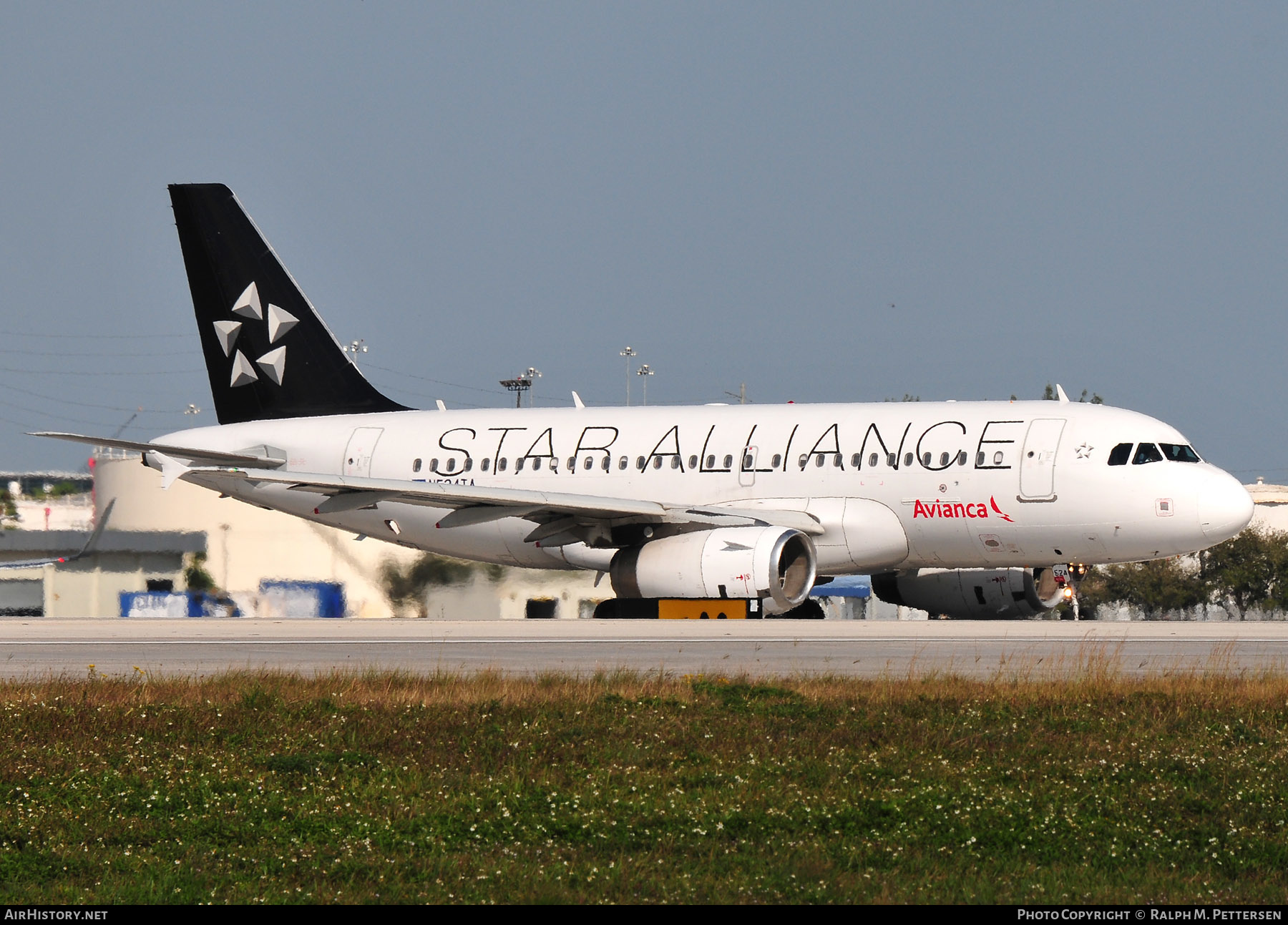 Aircraft Photo of N524TA | Airbus A319-132 | Avianca | AirHistory.net #514743