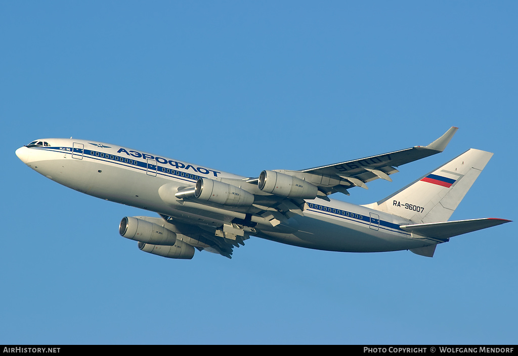 Aircraft Photo of RA-96007 | Ilyushin Il-96-300 | Aeroflot | AirHistory.net #514790