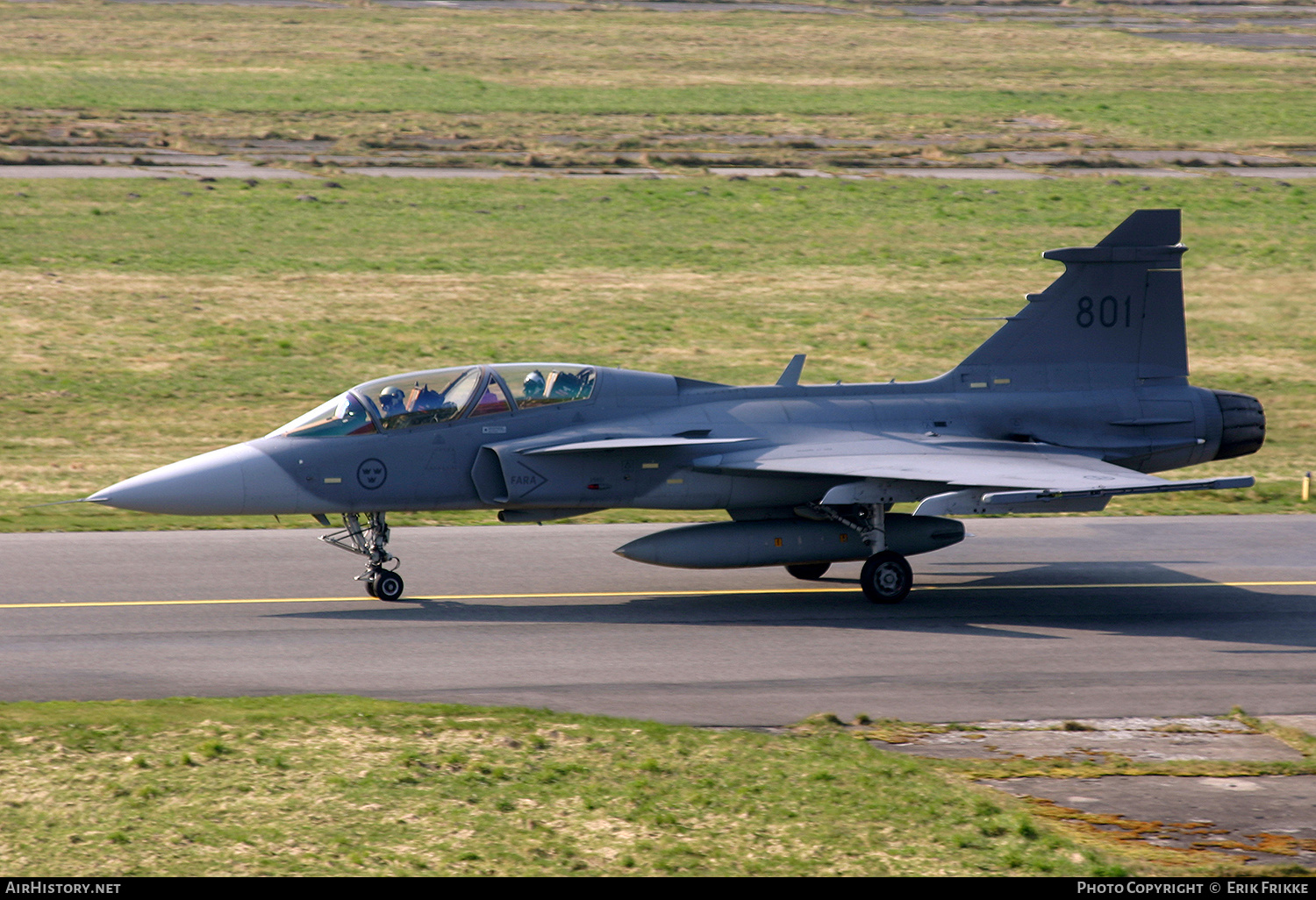 Aircraft Photo of 39801 | Saab JAS 39B Gripen | Sweden - Air Force | AirHistory.net #514914