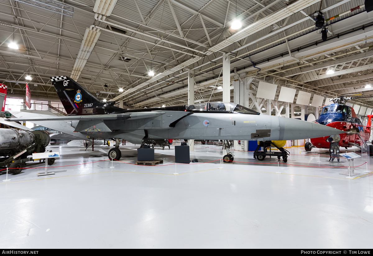 Aircraft Photo of ZE887 | Panavia Tornado F3 | UK - Air Force | AirHistory.net #514997