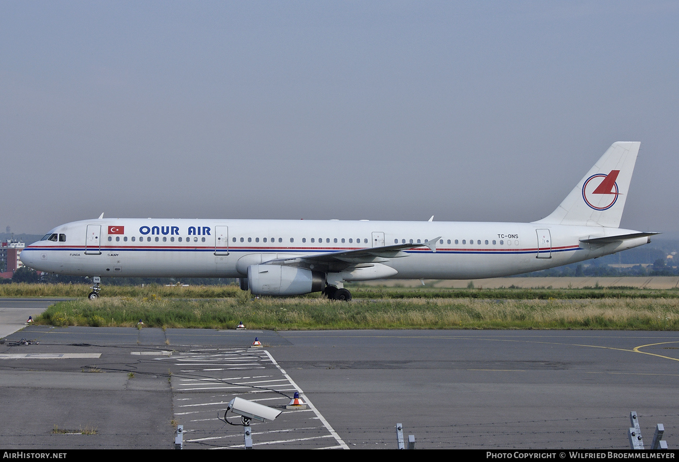 Aircraft Photo of TC-ONS | Airbus A321-131 | Onur Air | AirHistory.net #515022