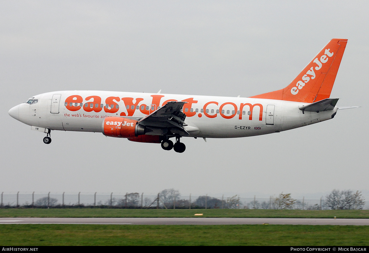 Aircraft Photo of G-EZYR | Boeing 737-33V | EasyJet | AirHistory.net #515042