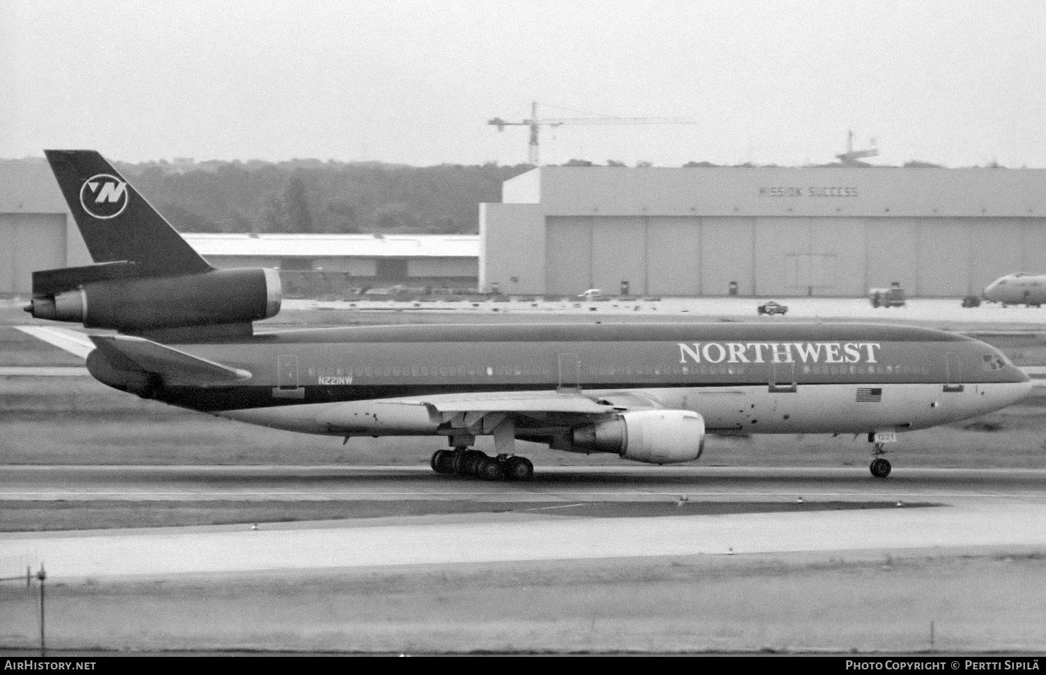 Aircraft Photo of N221NW | McDonnell Douglas DC-10-30 | Northwest Airlines | AirHistory.net #515095
