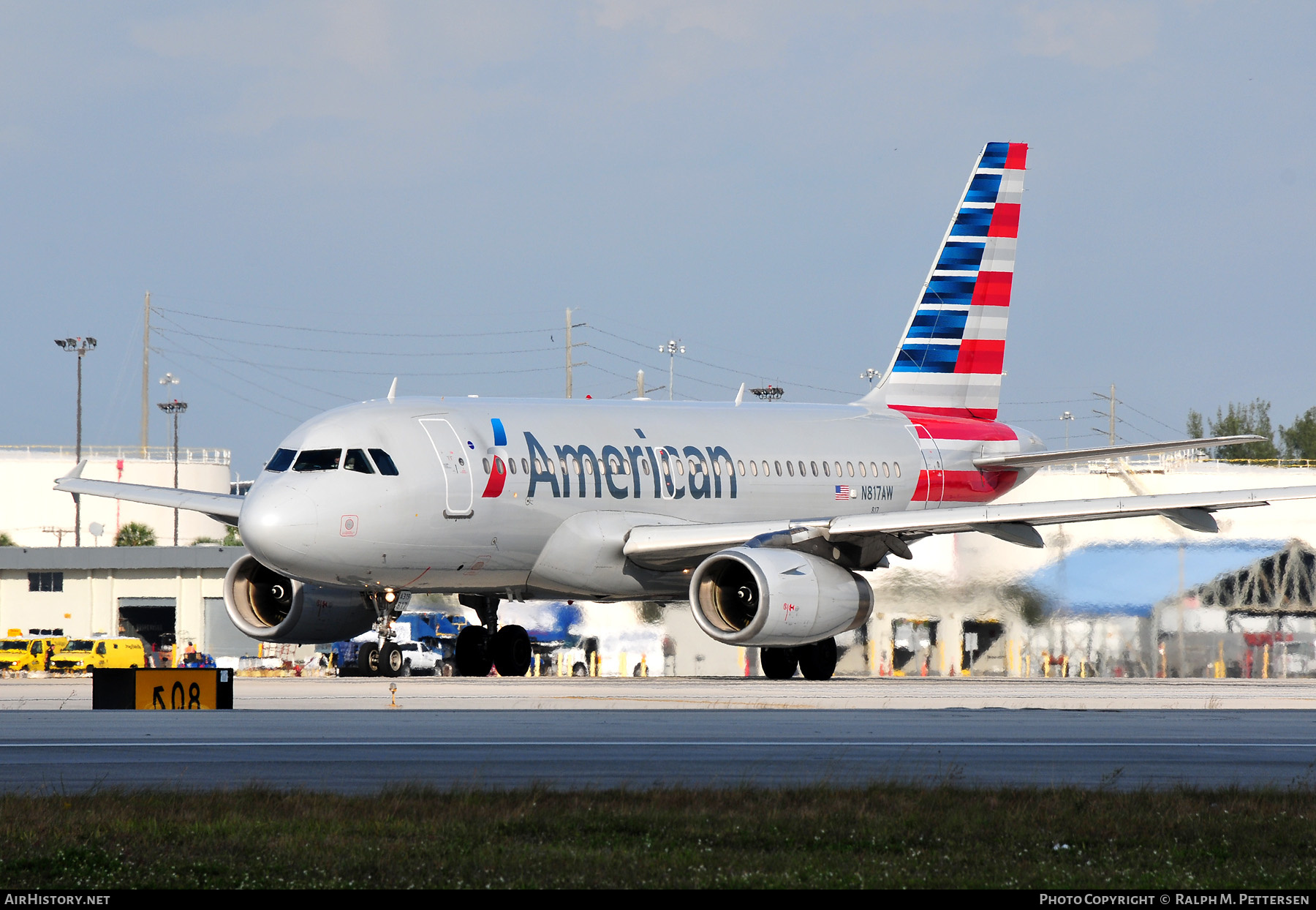 Aircraft Photo of N817AW | Airbus A319-132 | American Airlines | AirHistory.net #515152