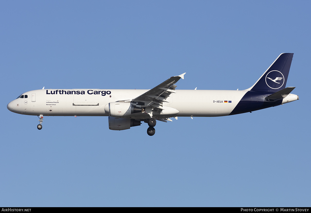 Aircraft Photo of D-AEUA | Airbus A321-211/P2F | Lufthansa Cargo | AirHistory.net #515389
