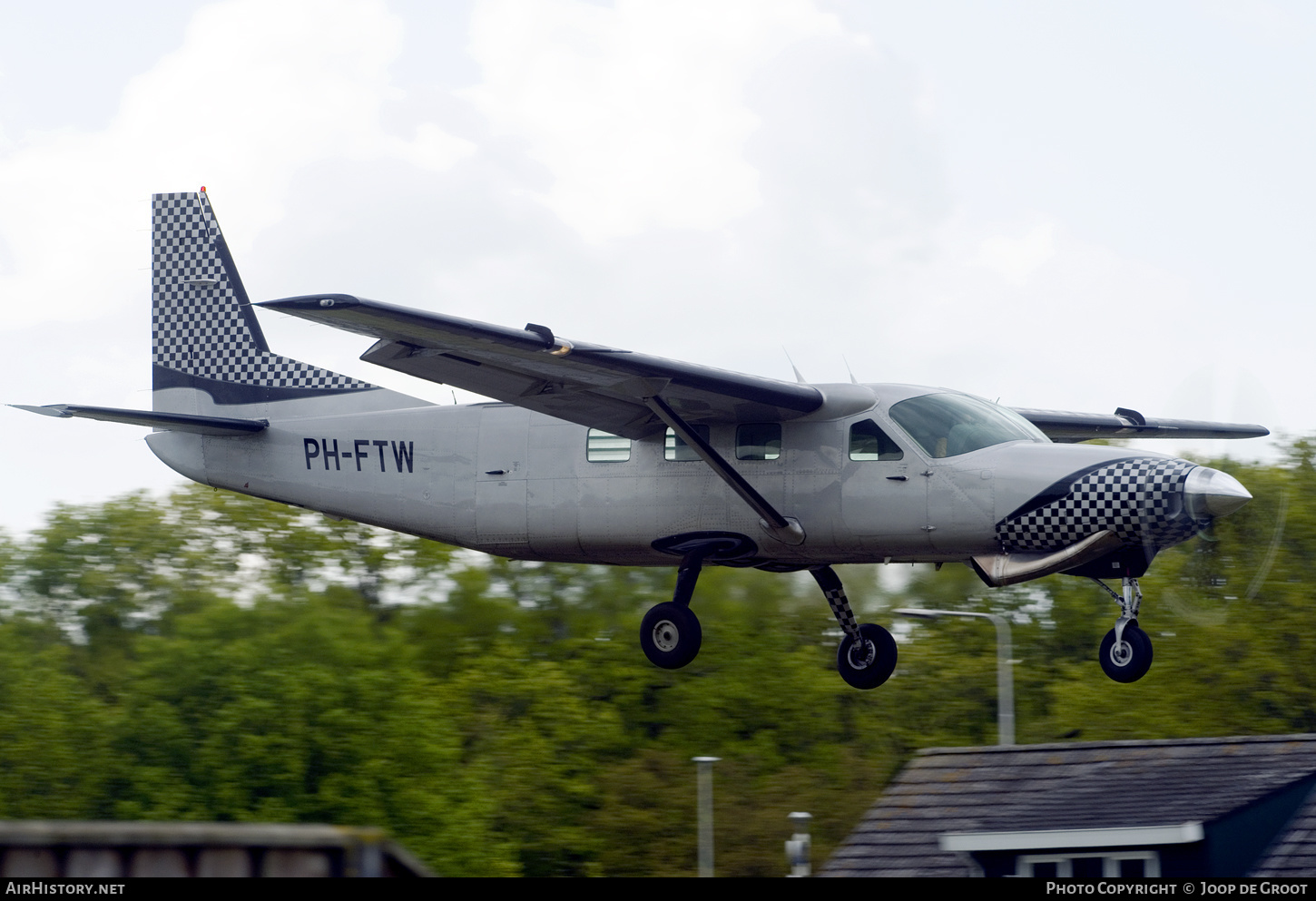 Aircraft Photo of PH-FTW | Cessna 208B Grand Caravan | AirHistory.net #515391