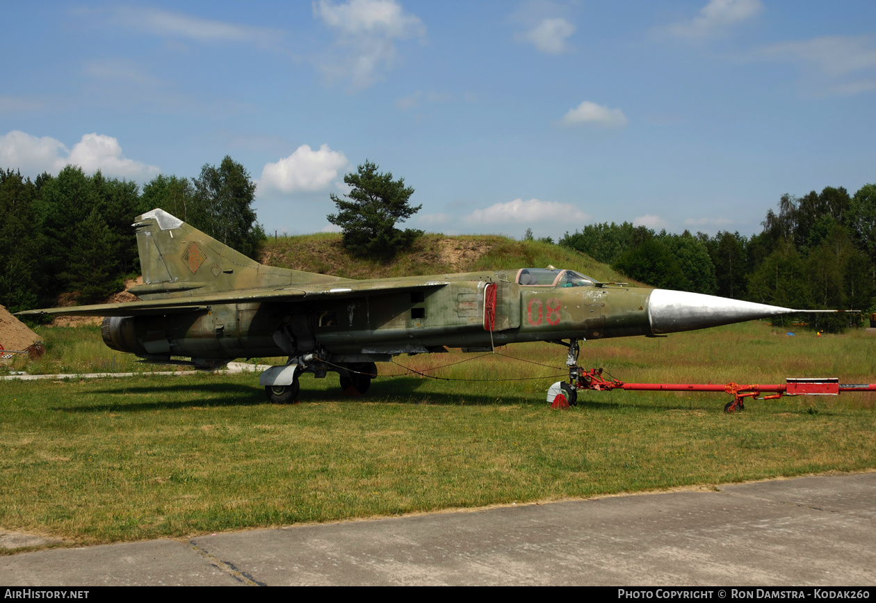 Aircraft Photo of 08 red | Mikoyan-Gurevich MiG-23S | East Germany - Air Force | AirHistory.net #515392