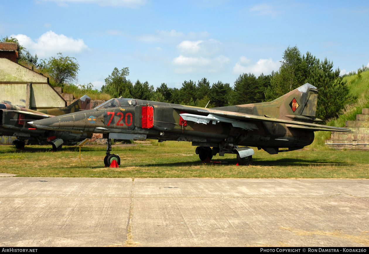 Aircraft Photo of 720 red | Mikoyan-Gurevich MiG-23BN | East Germany - Air Force | AirHistory.net #515394