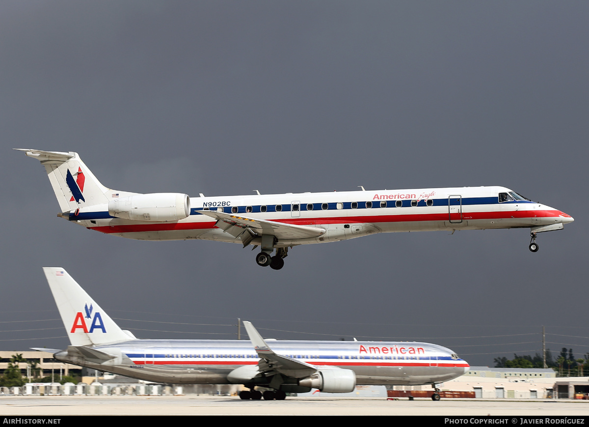 Aircraft Photo of N902BC | Embraer ERJ-145LR (EMB-145LR) | American Eagle | AirHistory.net #515464