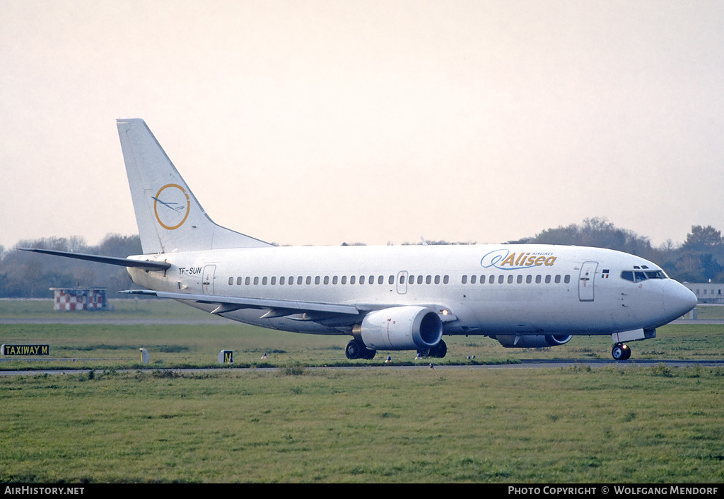 Aircraft Photo of TF-SUN | Boeing 737-3Q8 | Alisea Airlines | AirHistory.net #515507