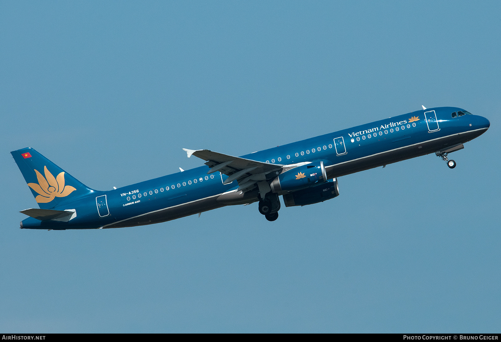Aircraft Photo of VN-A356 | Airbus A321-231 | Vietnam Airlines | AirHistory.net #515617