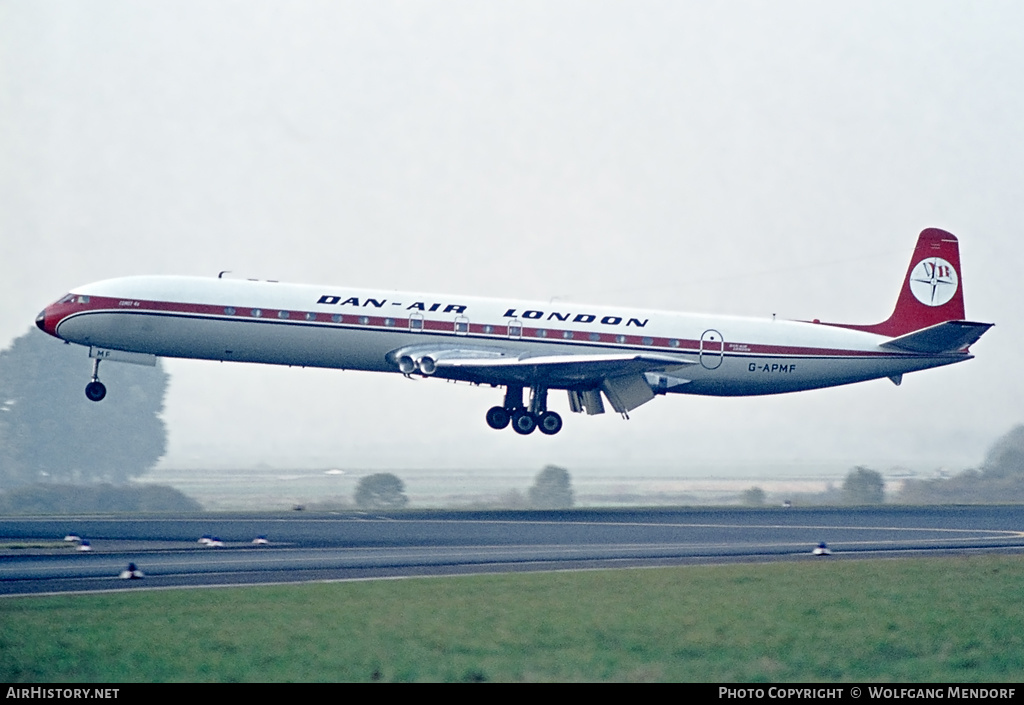 Aircraft Photo of G-APMF | De Havilland D.H. 106 Comet 4B | Dan-Air London | AirHistory.net #515640