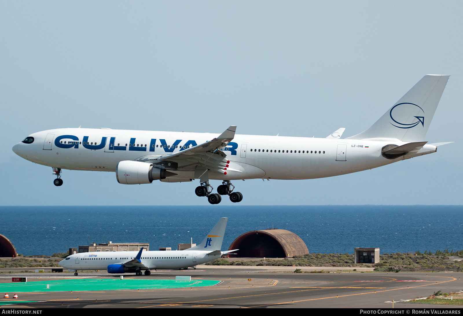 Aircraft Photo of LZ-ONE | Airbus A330-203 | GullivAir | AirHistory.net #515835