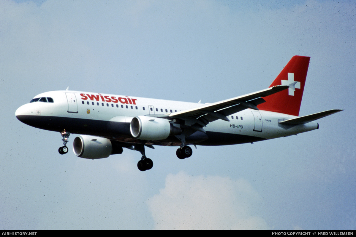 Aircraft Photo of HB-IPU | Airbus A319-112 | Swissair | AirHistory.net #515852