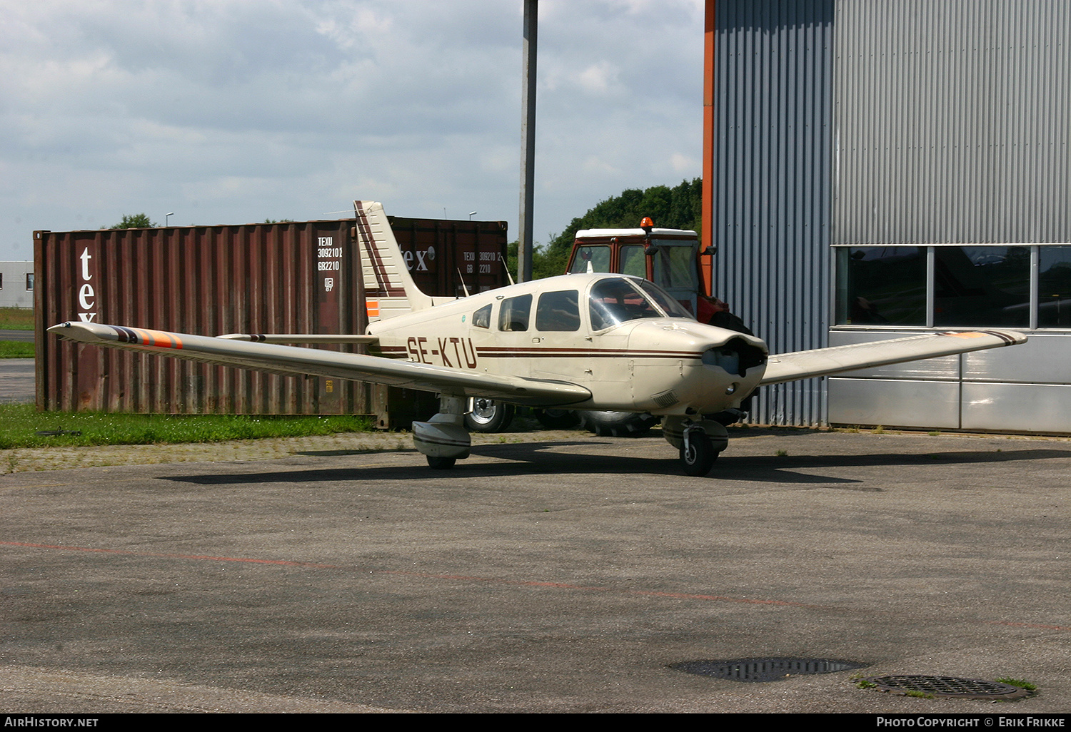 Aircraft Photo of SE-KTU | Piper PA-28-181 Archer II | AirHistory.net #515875