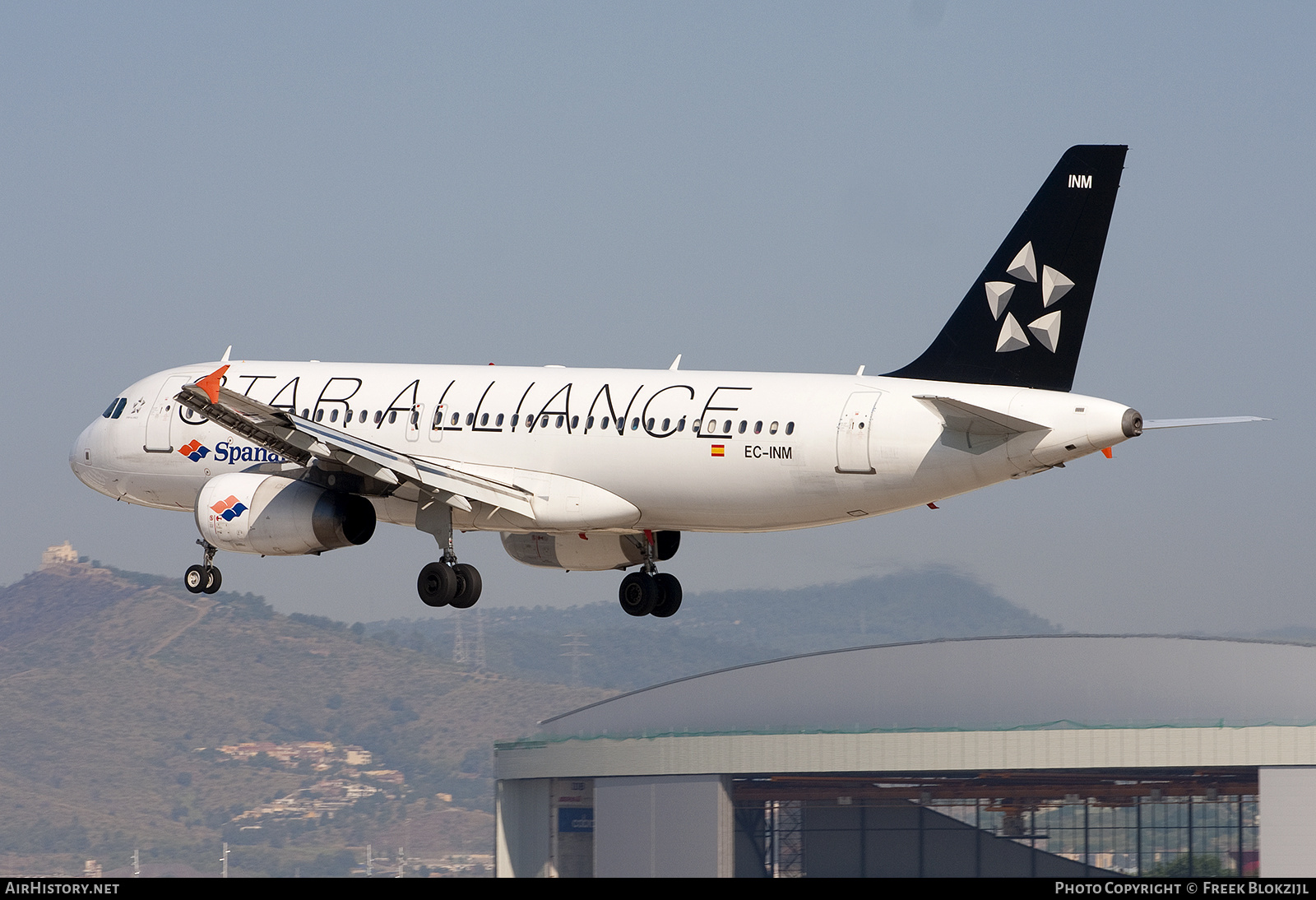 Aircraft Photo of EC-INM | Airbus A320-232 | Spanair | AirHistory.net #515895