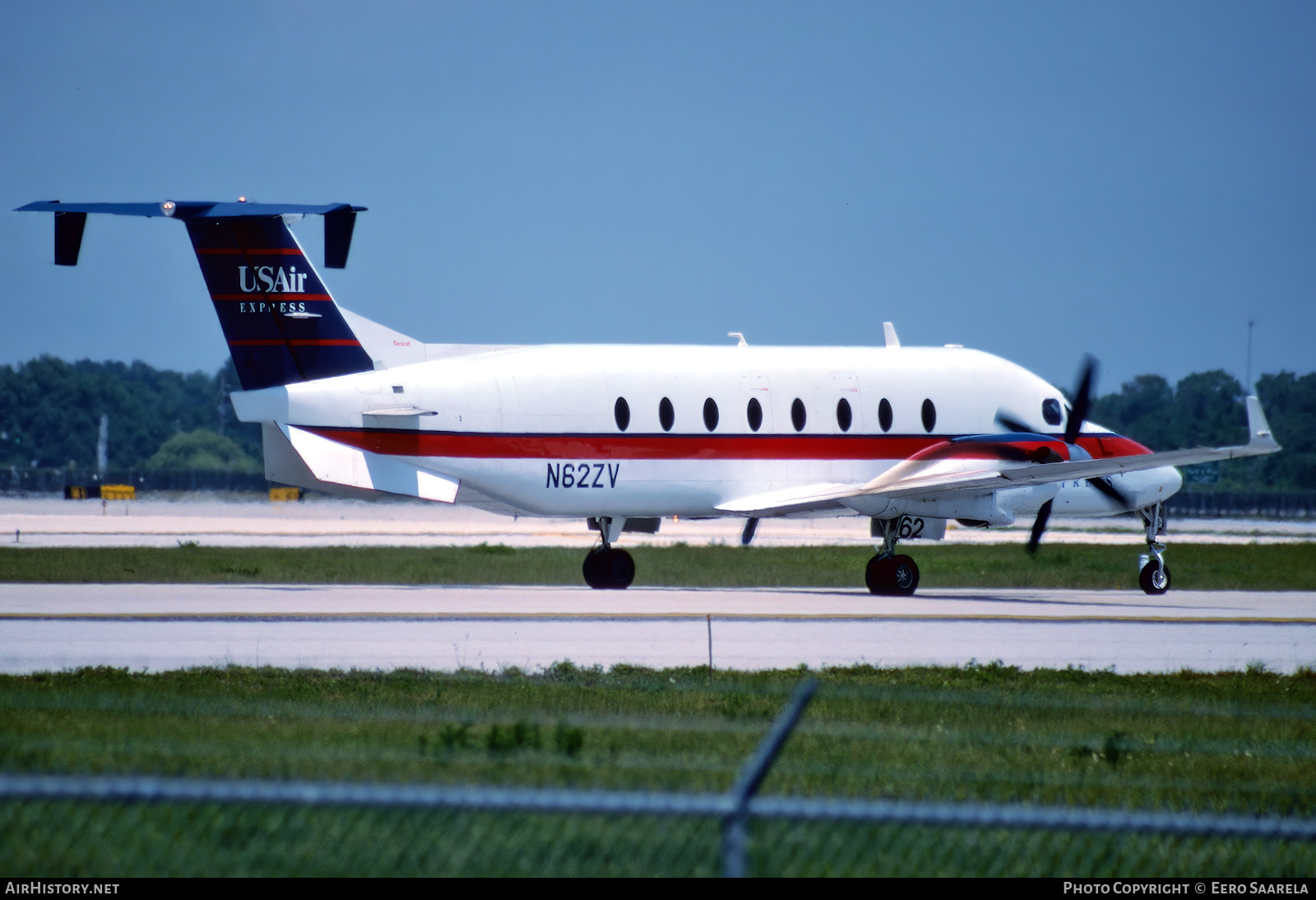 Aircraft Photo of N62ZV | Beech 1900D | USAir Express | AirHistory.net #515902