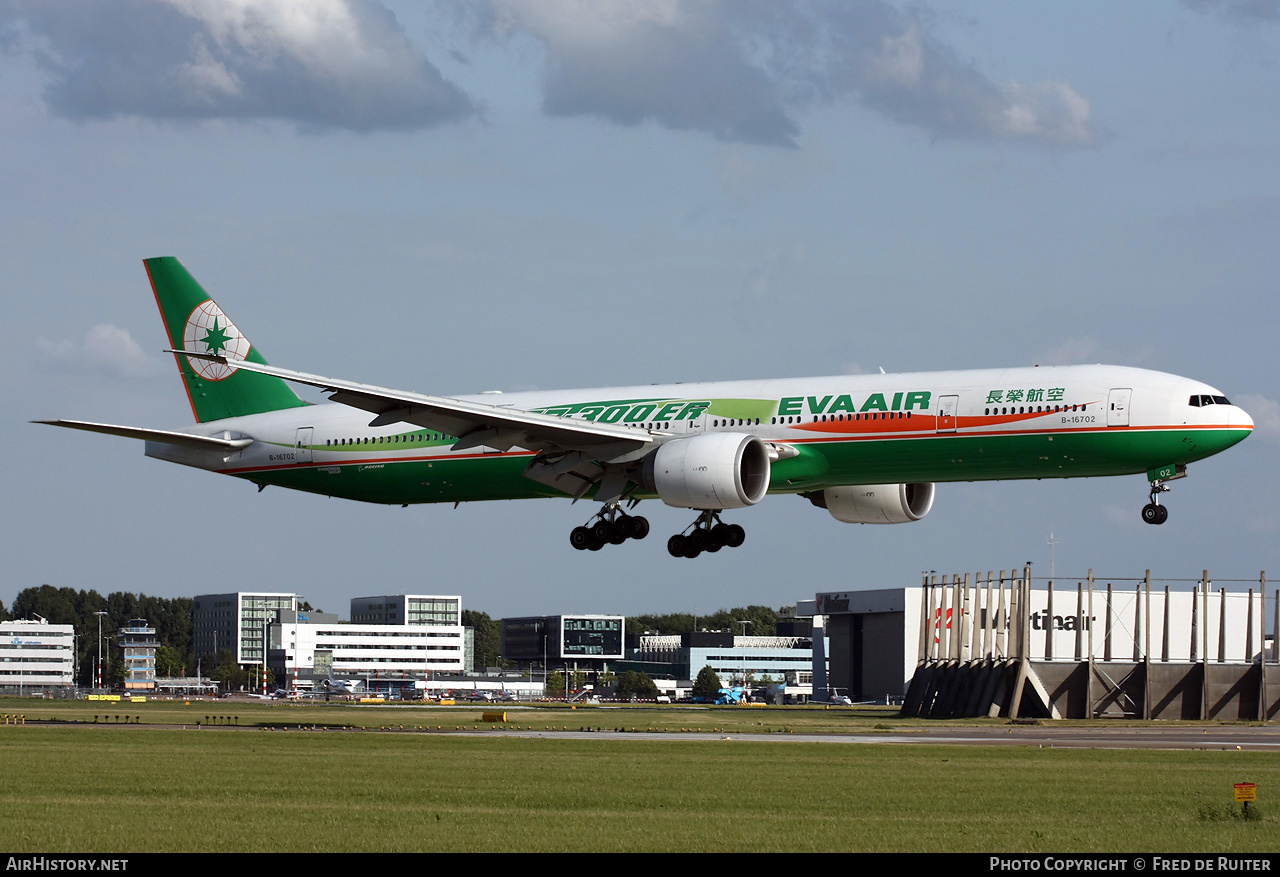 Aircraft Photo of B-16702 | Boeing 777-35E/ER | EVA Air | AirHistory.net #516224