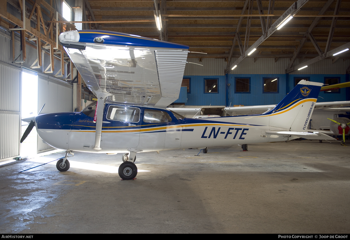 Aircraft Photo of LN-FTE | Cessna 172S Skyhawk SP | Tønsberg Flyveklubb | AirHistory.net #516234