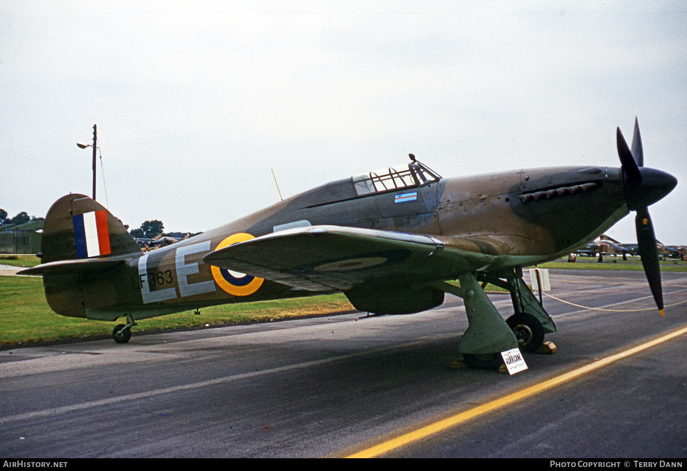 Aircraft Photo of LF363 | Hawker Hurricane Mk2C | UK - Air Force | AirHistory.net #516313