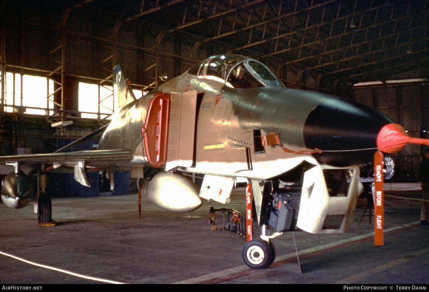 Aircraft Photo of 64-1017 / AF64-017 | McDonnell RF-4C Phantom II | USA - Air Force | AirHistory.net #516389