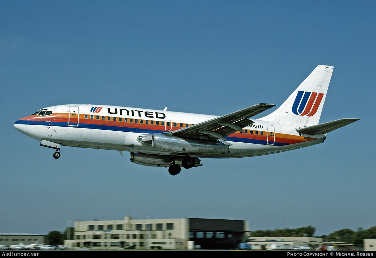 Aircraft Photo of N9057U | Boeing 737-222 | United Airlines | AirHistory.net #516408