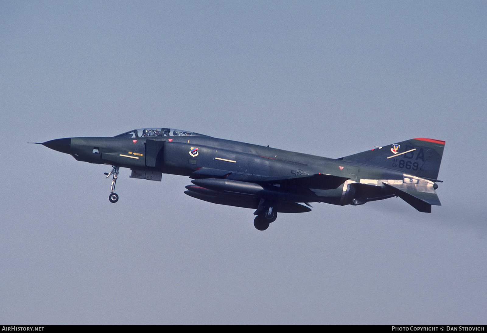 Aircraft Photo of 65-0869 / AF65-869 | McDonnell Douglas RF-4C Phantom II | USA - Air Force | AirHistory.net #516449