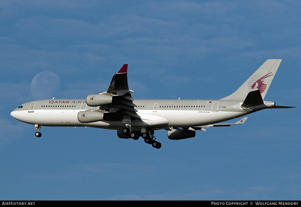 Aircraft Photo of A7-HHK | Airbus A340-211 | Qatar Airways | AirHistory.net #516520