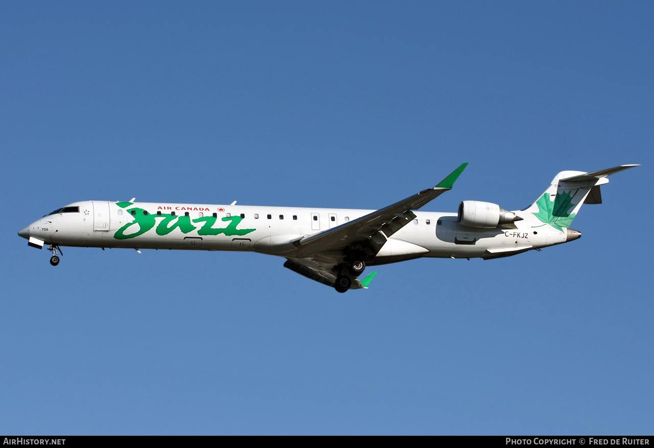 Aircraft Photo of C-FKJZ | Bombardier CRJ-705 (CL-600-2D15) | Air Canada Jazz | AirHistory.net #516550